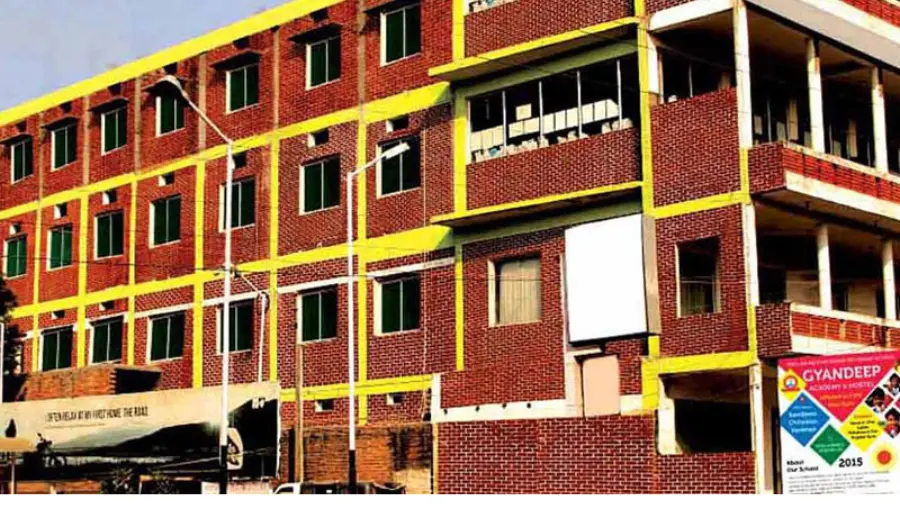 Local Place In Varanasi Chitaipur